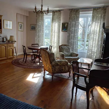 Chateau Des Chevaliers De Grand Tonne Hotel Sainte-Croix-Grand-Tonne