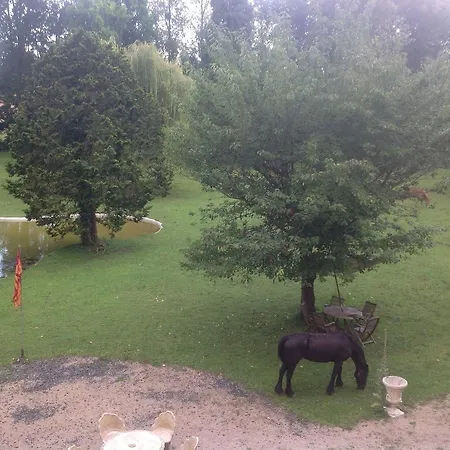 Hotel Chateau Des Chevaliers De Grand Tonne Sainte-Croix-Grand-Tonne