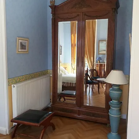 Chateau Des Chevaliers De Grand Tonne Sainte-Croix-Grand-Tonne