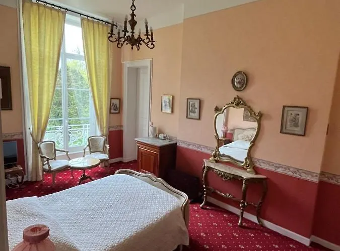 Chateau Des Chevaliers De Grand Tonne