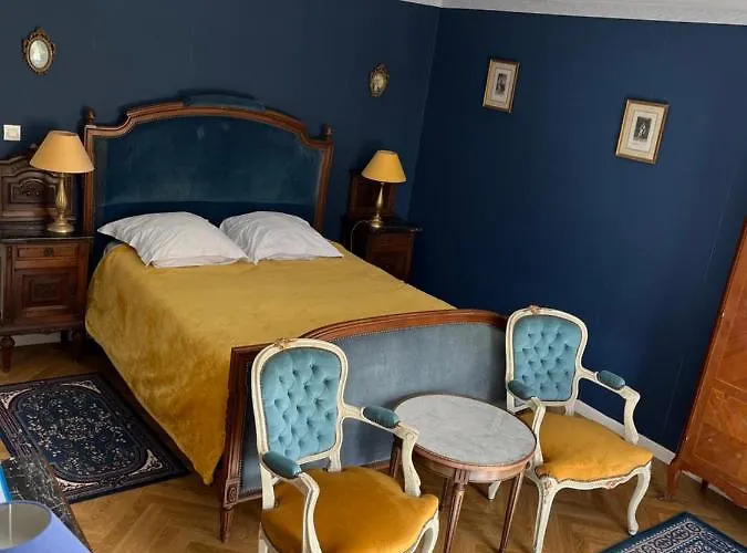 Chateau Des Chevaliers De Grand Tonne Sainte-Croix-Grand-Tonne