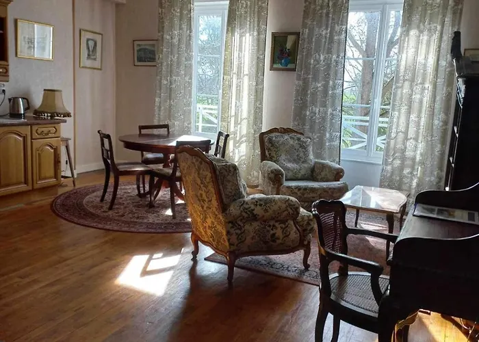 Chateau Des Chevaliers De Grand Tonne Ξενοδοχείο Sainte-Croix-Grand-Tonne