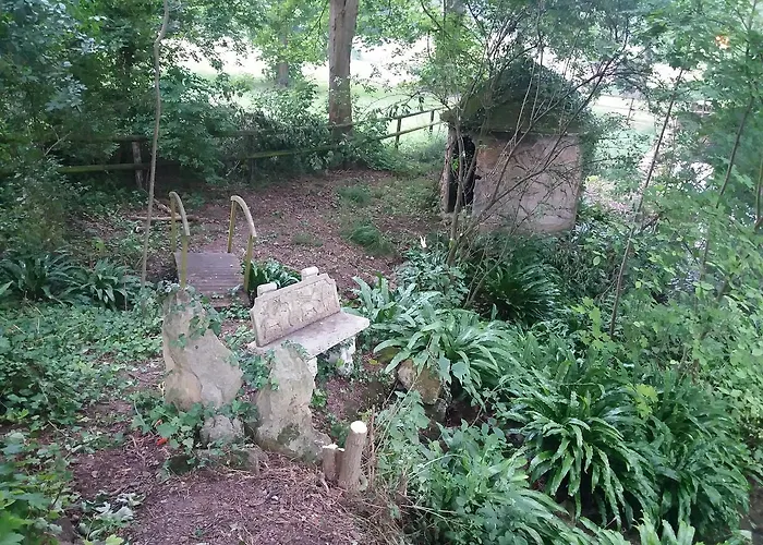 Chateau Des Chevaliers De Grand Tonne Hotell *